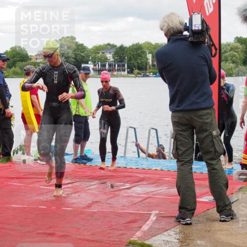 16.06.2024 - 7 Türme Triathlon KatJ http://msf.ph/oto/6320654 16.06.2024 12:08:17 Schwimmen 440, 457, 544, 565 meine-sportfotos.de