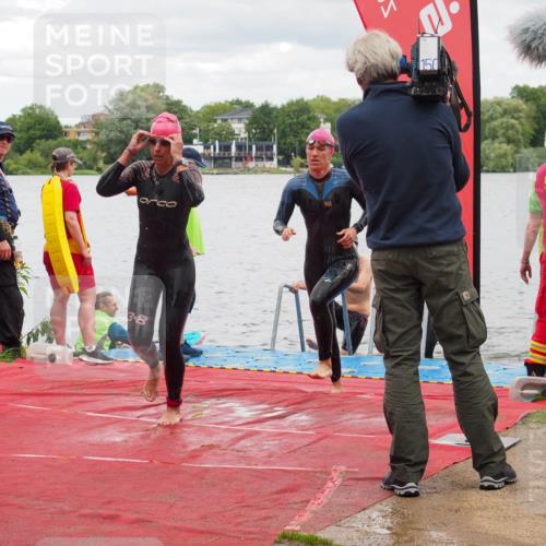 16.06.2024 - 7 Türme Triathlon KatJ http://msf.ph/oto/6320669 16.06.2024 12:08:18 Schwimmen 457, 544, 565 meine-sportfotos.de