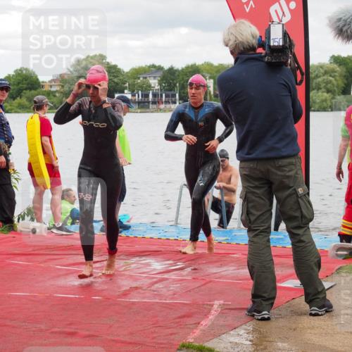 16.06.2024 - 7 Türme Triathlon KatJ http://msf.ph/oto/6320671 16.06.2024 12:08:18 Schwimmen 457, 544, 565 meine-sportfotos.de