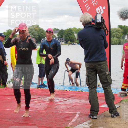 16.06.2024 - 7 Türme Triathlon KatJ http://msf.ph/oto/6320687 16.06.2024 12:08:19 Schwimmen 457, 544, 565 meine-sportfotos.de
