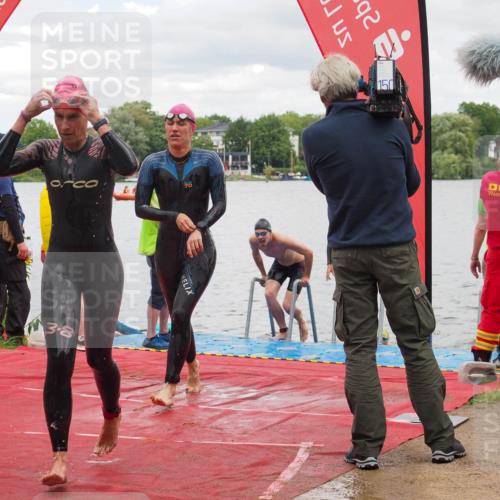 16.06.2024 - 7 Türme Triathlon KatJ http://msf.ph/oto/6320690 16.06.2024 12:08:19 Schwimmen 457, 544, 565 meine-sportfotos.de