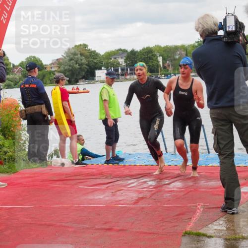 16.06.2024 - 7 Türme Triathlon KatJ http://msf.ph/oto/6320714 16.06.2024 12:08:25 Schwimmen 57, 66, 457, 483, 544, 565 meine-sportfotos.de