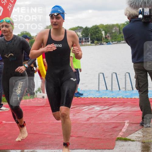 16.06.2024 - 7 Türme Triathlon KatJ http://msf.ph/oto/6320751 16.06.2024 12:08:26 Schwimmen 57, 66, 457, 483, 544, 565 meine-sportfotos.de