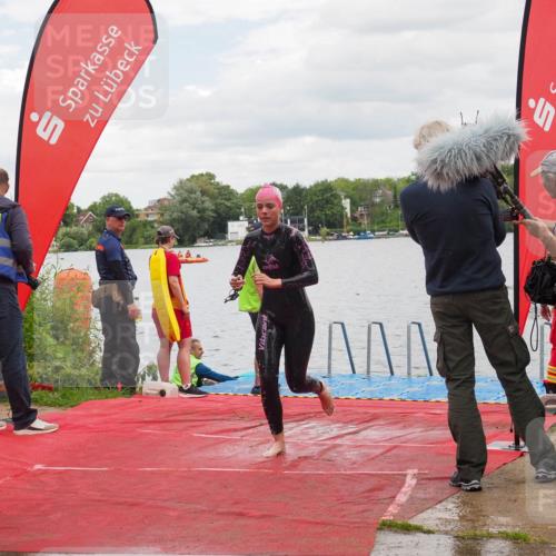 16.06.2024 - 7 Türme Triathlon KatJ http://msf.ph/oto/6320761 16.06.2024 12:08:30 Schwimmen 57, 66, 457, 483 meine-sportfotos.de