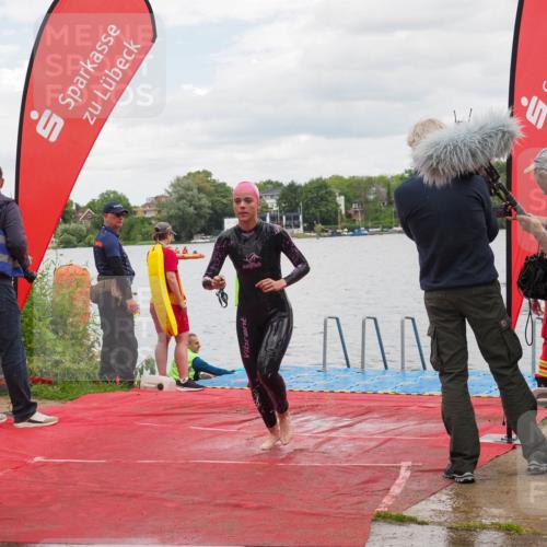 16.06.2024 - 7 Türme Triathlon KatJ http://msf.ph/oto/6320764 16.06.2024 12:08:30 Schwimmen 57, 66, 457, 483 meine-sportfotos.de