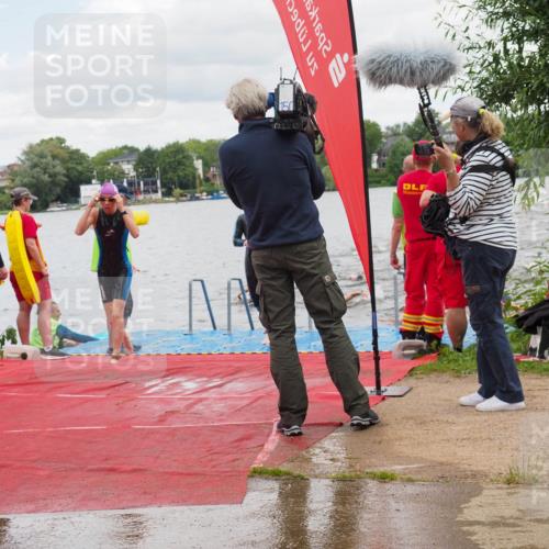 16.06.2024 - 7 Türme Triathlon KatJ http://msf.ph/oto/6320812 16.06.2024 12:08:49 Schwimmen 51, 57, 65, 66, 79, 483, 562 meine-sportfotos.de