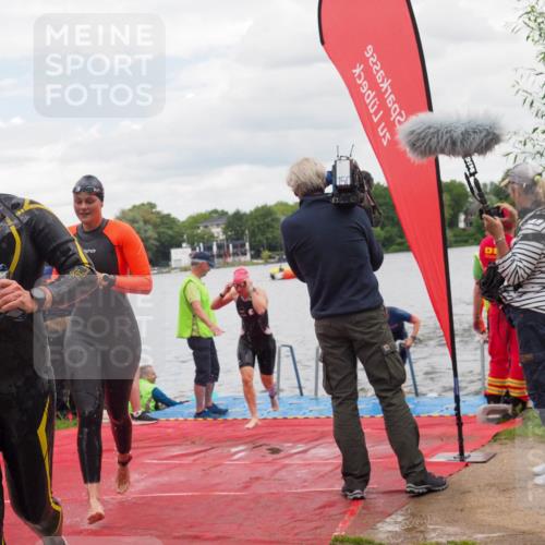 16.06.2024 - 7 Türme Triathlon KatJ http://msf.ph/oto/6320899 16.06.2024 12:09:02 Schwimmen 51, 57, 62, 65, 66, 79, 473, 483, 562, 605 meine-sportfotos.de