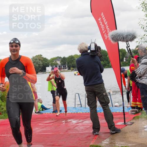 16.06.2024 - 7 Türme Triathlon KatJ http://msf.ph/oto/6320915 16.06.2024 12:09:03 Schwimmen 51, 57, 62, 65, 66, 79, 473, 483, 562, 605 meine-sportfotos.de