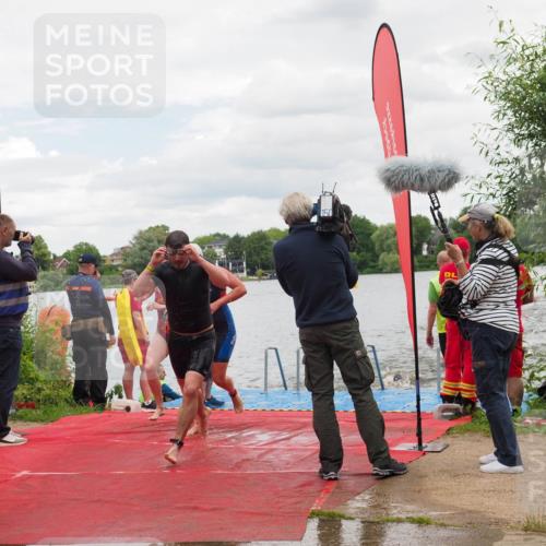 16.06.2024 - 7 Türme Triathlon KatJ http://msf.ph/oto/6320985 16.06.2024 12:09:09 Schwimmen 51, 62, 65, 79, 473, 483, 562, 605 meine-sportfotos.de