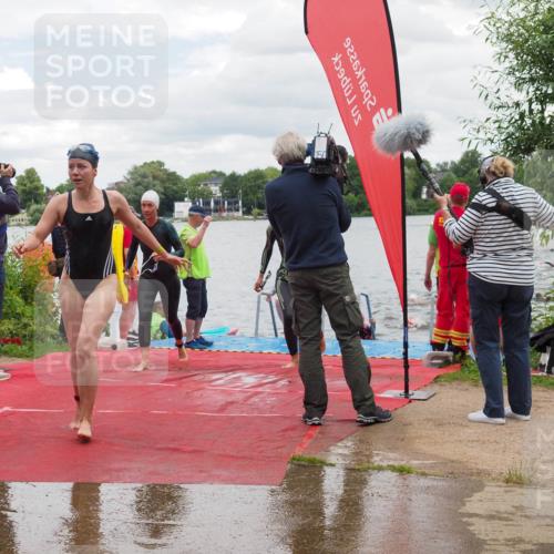 16.06.2024 - 7 Türme Triathlon KatJ http://msf.ph/oto/6321052 16.06.2024 12:09:21 Schwimmen 62, 65, 79, 473, 562, 605 meine-sportfotos.de