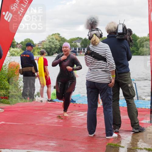 16.06.2024 - 7 Türme Triathlon KatJ http://msf.ph/oto/6321537 16.06.2024 12:10:17 Schwimmen 78, 313, 453, 467, 474, 500, 502, 555 meine-sportfotos.de