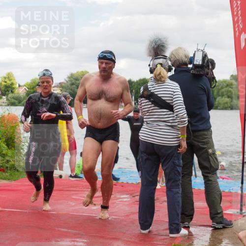 16.06.2024 - 7 Türme Triathlon KatJ http://msf.ph/oto/6321626 16.06.2024 12:10:29 Schwimmen 78, 139, 313, 453, 467, 469, 471, 476, 502, 566 meine-sportfotos.de