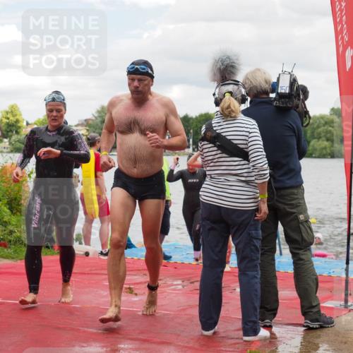 16.06.2024 - 7 Türme Triathlon KatJ http://msf.ph/oto/6321630 16.06.2024 12:10:29 Schwimmen 78, 139, 313, 453, 467, 469, 471, 476, 502, 566 meine-sportfotos.de