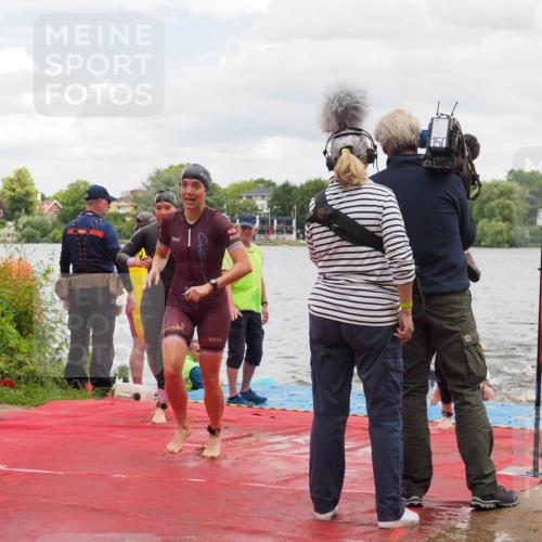 16.06.2024 - 7 Türme Triathlon KatJ http://msf.ph/oto/6321643 16.06.2024 12:10:31 Schwimmen 78, 139, 313, 453, 469, 471, 476, 502, 566 meine-sportfotos.de