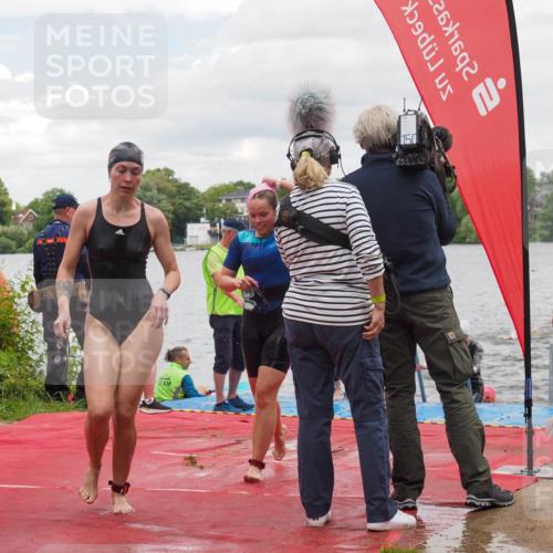 16.06.2024 - 7 Türme Triathlon KatJ http://msf.ph/oto/6321703 16.06.2024 12:10:38 Schwimmen 71, 78, 139, 313, 429, 453, 469, 471, 476, 566 meine-sportfotos.de