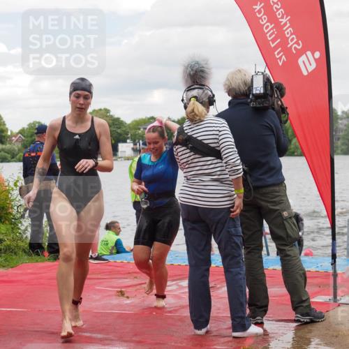 16.06.2024 - 7 Türme Triathlon KatJ http://msf.ph/oto/6321706 16.06.2024 12:10:38 Schwimmen 71, 78, 139, 313, 429, 453, 469, 471, 476, 566 meine-sportfotos.de