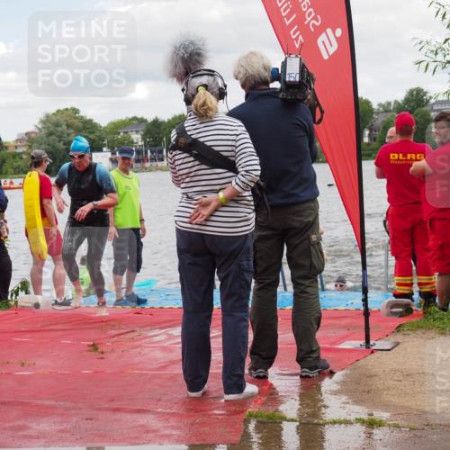 16.06.2024 - 7 Türme Triathlon KatJ http://msf.ph/oto/6321751 16.06.2024 12:10:46 Schwimmen 63, 71, 78, 139, 312, 313, 351, 429, 435, 453, 469, 471, 476, 505, 566 meine-sportfotos.de