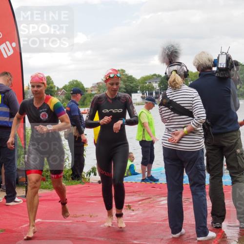 16.06.2024 - 7 Türme Triathlon KatJ http://msf.ph/oto/6321801 16.06.2024 12:10:51 Schwimmen 63, 71, 139, 312, 313, 351, 429, 435, 453, 469, 471, 476, 499, 505, 566 meine-sportfotos.de