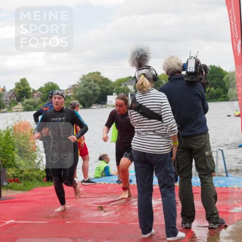 16.06.2024 - 7 Türme Triathlon KatJ http://msf.ph/oto/6321827 16.06.2024 12:10:58 Schwimmen 63, 71, 139, 312, 351, 354, 429, 434, 435, 453, 469, 471, 476, 499, 505, 566, 577 meine-sportfotos.de