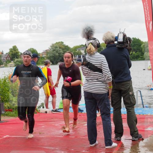 16.06.2024 - 7 Türme Triathlon KatJ http://msf.ph/oto/6321839 16.06.2024 12:10:59 Schwimmen 63, 71, 139, 299, 312, 351, 354, 429, 434, 435, 453, 469, 471, 476, 499, 505, 566, 577 meine-sportfotos.de