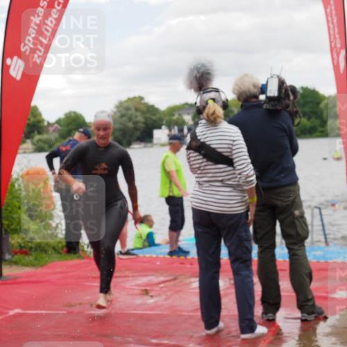 16.06.2024 - 7 Türme Triathlon KatJ http://msf.ph/oto/6321860 16.06.2024 12:11:00 Schwimmen 63, 71, 139, 299, 312, 351, 354, 429, 434, 435, 469, 471, 476, 499, 505, 566, 577 meine-sportfotos.de