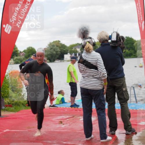 16.06.2024 - 7 Türme Triathlon KatJ http://msf.ph/oto/6321862 16.06.2024 12:11:00 Schwimmen 63, 71, 139, 299, 312, 351, 354, 429, 434, 435, 469, 471, 476, 499, 505, 566, 577 meine-sportfotos.de