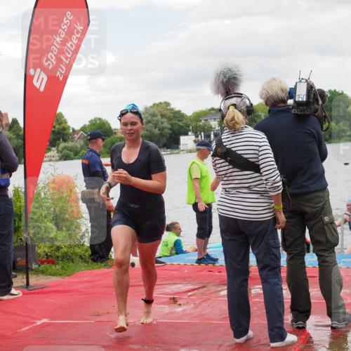 16.06.2024 - 7 Türme Triathlon KatJ http://msf.ph/oto/6321871 16.06.2024 12:11:04 Schwimmen 63, 71, 139, 299, 312, 351, 354, 429, 434, 435, 469, 471, 476, 499, 505, 566, 577 meine-sportfotos.de