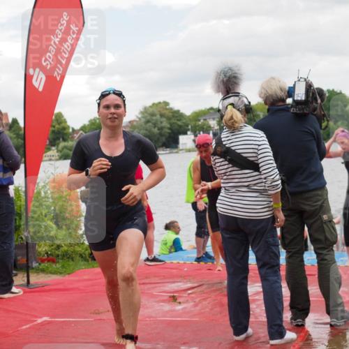 16.06.2024 - 7 Türme Triathlon KatJ http://msf.ph/oto/6321882 16.06.2024 12:11:04 Schwimmen 63, 71, 139, 299, 312, 351, 354, 429, 434, 435, 469, 471, 476, 499, 505, 566, 577 meine-sportfotos.de
