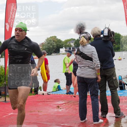 16.06.2024 - 7 Türme Triathlon KatJ http://msf.ph/oto/6321951 16.06.2024 12:11:09 Schwimmen 63, 71, 139, 299, 312, 351, 354, 429, 434, 435, 471, 476, 499, 505, 566, 577 meine-sportfotos.de