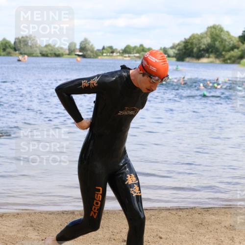 16.06.2024 - 26. Vierlanden-Triathlon Strokosch-Dieckow http://msf.ph/oto/6321984 16.06.2024 10:55:45 Schwimmen 233, 267, 308, 333, 450, 233, 267, 308, 333, 450 meine-sportfotos.de
