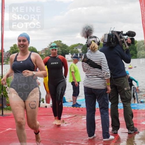 16.06.2024 - 7 Türme Triathlon KatJ http://msf.ph/oto/6321992 16.06.2024 12:11:11 Schwimmen 63, 71, 139, 299, 312, 351, 354, 429, 434, 435, 499, 505, 566, 577 meine-sportfotos.de