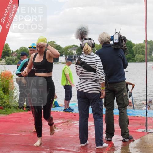 16.06.2024 - 7 Türme Triathlon KatJ http://msf.ph/oto/6322028 16.06.2024 12:11:16 Schwimmen 63, 71, 80, 299, 312, 351, 354, 429, 434, 435, 499, 505, 577 meine-sportfotos.de