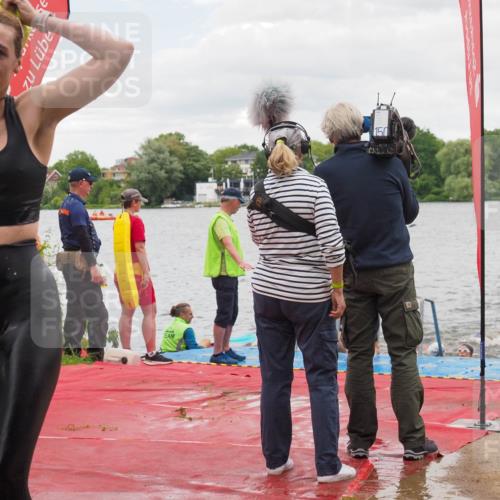 16.06.2024 - 7 Türme Triathlon KatJ http://msf.ph/oto/6322044 16.06.2024 12:11:17 Schwimmen 63, 71, 80, 299, 312, 351, 354, 429, 434, 435, 499, 505, 577 meine-sportfotos.de