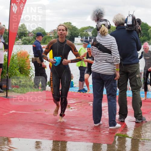 16.06.2024 - 7 Türme Triathlon KatJ http://msf.ph/oto/6322059 16.06.2024 12:11:20 Schwimmen 63, 71, 80, 299, 312, 351, 354, 429, 434, 435, 499, 505, 577 meine-sportfotos.de