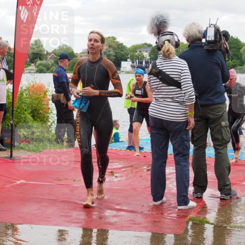 16.06.2024 - 7 Türme Triathlon KatJ http://msf.ph/oto/6322062 16.06.2024 12:11:20 Schwimmen 63, 71, 80, 299, 312, 351, 354, 429, 434, 435, 499, 505, 577 meine-sportfotos.de