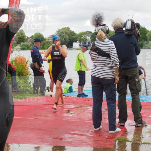 16.06.2024 - 7 Türme Triathlon KatJ http://msf.ph/oto/6322082 16.06.2024 12:11:22 Schwimmen 63, 71, 80, 299, 312, 351, 354, 429, 434, 435, 468, 499, 505, 577 meine-sportfotos.de