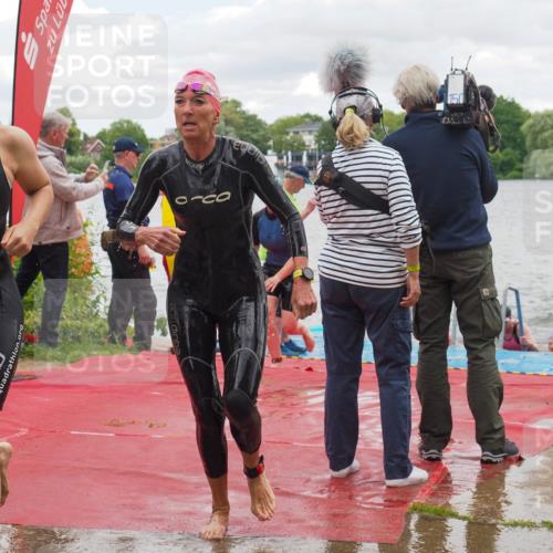 16.06.2024 - 7 Türme Triathlon KatJ http://msf.ph/oto/6322110 16.06.2024 12:11:23 Schwimmen 63, 71, 80, 299, 312, 351, 354, 429, 434, 435, 468, 499, 505, 577 meine-sportfotos.de