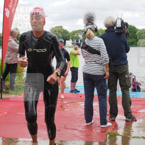 16.06.2024 - 7 Türme Triathlon KatJ http://msf.ph/oto/6322119 16.06.2024 12:11:23 Schwimmen 63, 71, 80, 299, 312, 351, 354, 429, 434, 435, 468, 499, 505, 577 meine-sportfotos.de