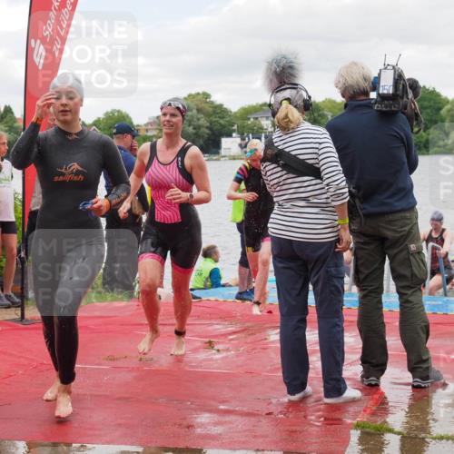 16.06.2024 - 7 Türme Triathlon KatJ http://msf.ph/oto/6322188 16.06.2024 12:11:29 Schwimmen 63, 80, 299, 312, 337, 351, 354, 434, 468, 499, 505, 577 meine-sportfotos.de