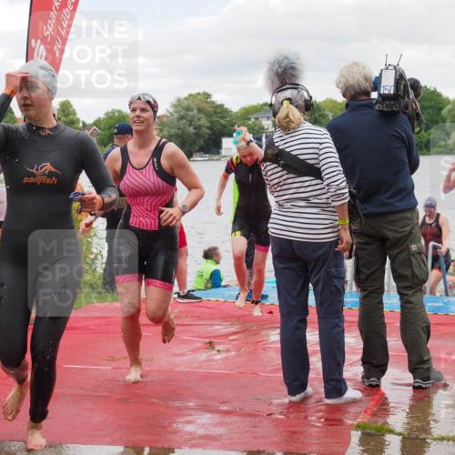 16.06.2024 - 7 Türme Triathlon KatJ http://msf.ph/oto/6322194 16.06.2024 12:11:29 Schwimmen 63, 80, 299, 312, 337, 351, 354, 434, 468, 499, 505, 577 meine-sportfotos.de