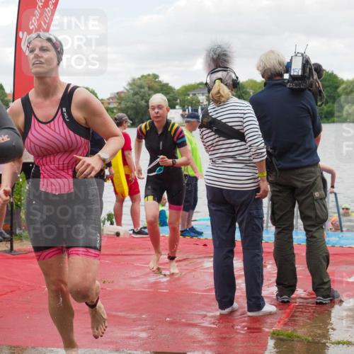 16.06.2024 - 7 Türme Triathlon KatJ http://msf.ph/oto/6322200 16.06.2024 12:11:30 Schwimmen 63, 80, 299, 312, 337, 351, 354, 434, 468, 499, 505, 577 meine-sportfotos.de