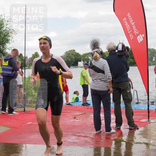 16.06.2024 - 7 Türme Triathlon KatJ http://msf.ph/oto/6322245 16.06.2024 12:11:35 Schwimmen 80, 299, 337, 354, 434, 468, 577 meine-sportfotos.de