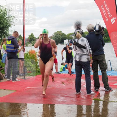16.06.2024 - 7 Türme Triathlon KatJ http://msf.ph/oto/6322271 16.06.2024 12:11:39 Schwimmen 80, 299, 337, 354, 434, 468, 577 meine-sportfotos.de