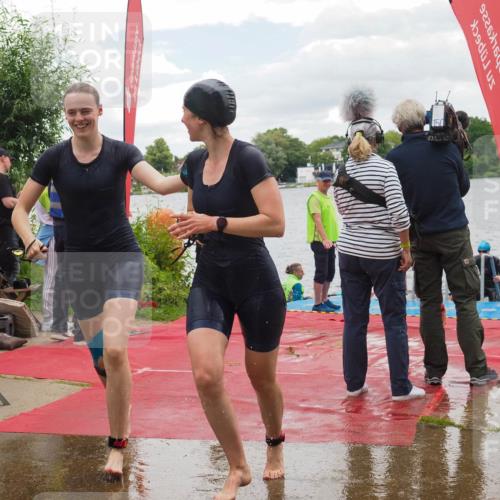 16.06.2024 - 7 Türme Triathlon KatJ http://msf.ph/oto/6322314 16.06.2024 12:11:42 Schwimmen 80, 299, 337, 354, 468 meine-sportfotos.de