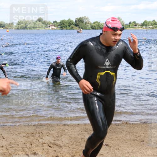 16.06.2024 - 26. Vierlanden-Triathlon Strokosch-Dieckow http://msf.ph/oto/6322320 16.06.2024 10:55:53 Schwimmen 233, 267, 278, 293, 294, 308, 321, 326, 333, 450, 233, 267, 278, 293, 294, 308, 321, 326, 333, 450 meine-sportfotos.de