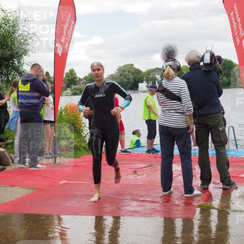 16.06.2024 - 7 Türme Triathlon KatJ http://msf.ph/oto/6322340 16.06.2024 12:11:43 Schwimmen 80, 299, 337, 354, 468 meine-sportfotos.de