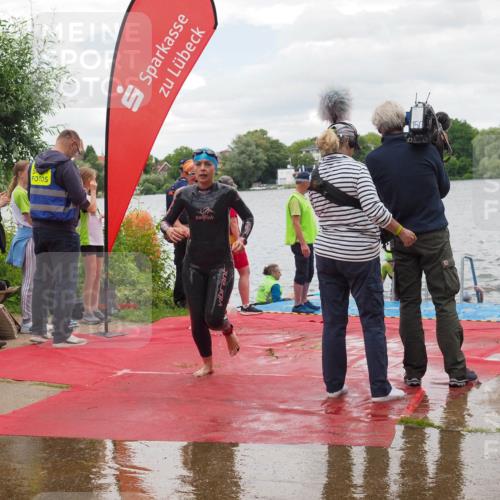 16.06.2024 - 7 Türme Triathlon KatJ http://msf.ph/oto/6322374 16.06.2024 12:11:46 Schwimmen 80, 299, 337, 468, 491 meine-sportfotos.de