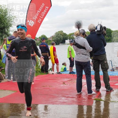 16.06.2024 - 7 Türme Triathlon KatJ http://msf.ph/oto/6322387 16.06.2024 12:11:47 Schwimmen 80, 337, 468, 491 meine-sportfotos.de