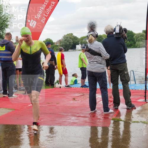 16.06.2024 - 7 Türme Triathlon KatJ http://msf.ph/oto/6322474 16.06.2024 12:11:52 Schwimmen 80, 337, 468, 491 meine-sportfotos.de