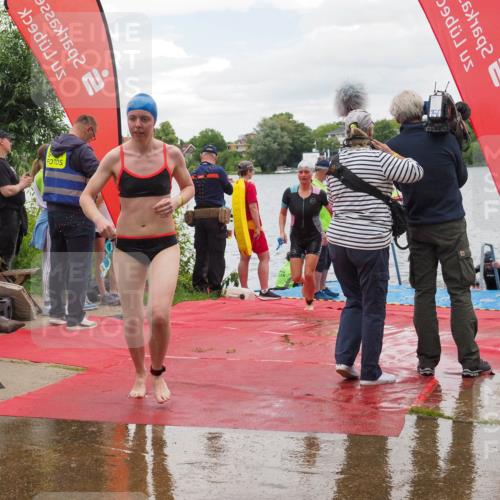 16.06.2024 - 7 Türme Triathlon KatJ http://msf.ph/oto/6322490 16.06.2024 12:11:59 Schwimmen 80, 337, 378, 468, 491 meine-sportfotos.de
